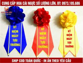 Hoa cài áo đại biểu ngày khai giảng năm học 2023 – 2024