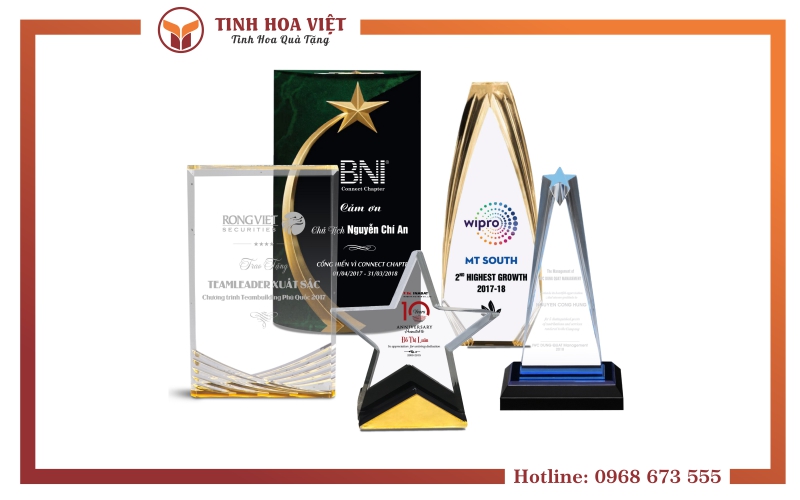 Quà Tặng Vinh Danh Nhân Viên Đẹp Mắt